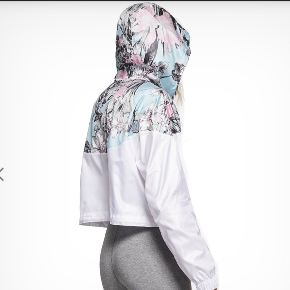 Nike Jackets & Blazers - Nike Floral Cropped Windrunner Jacket AR5151 100